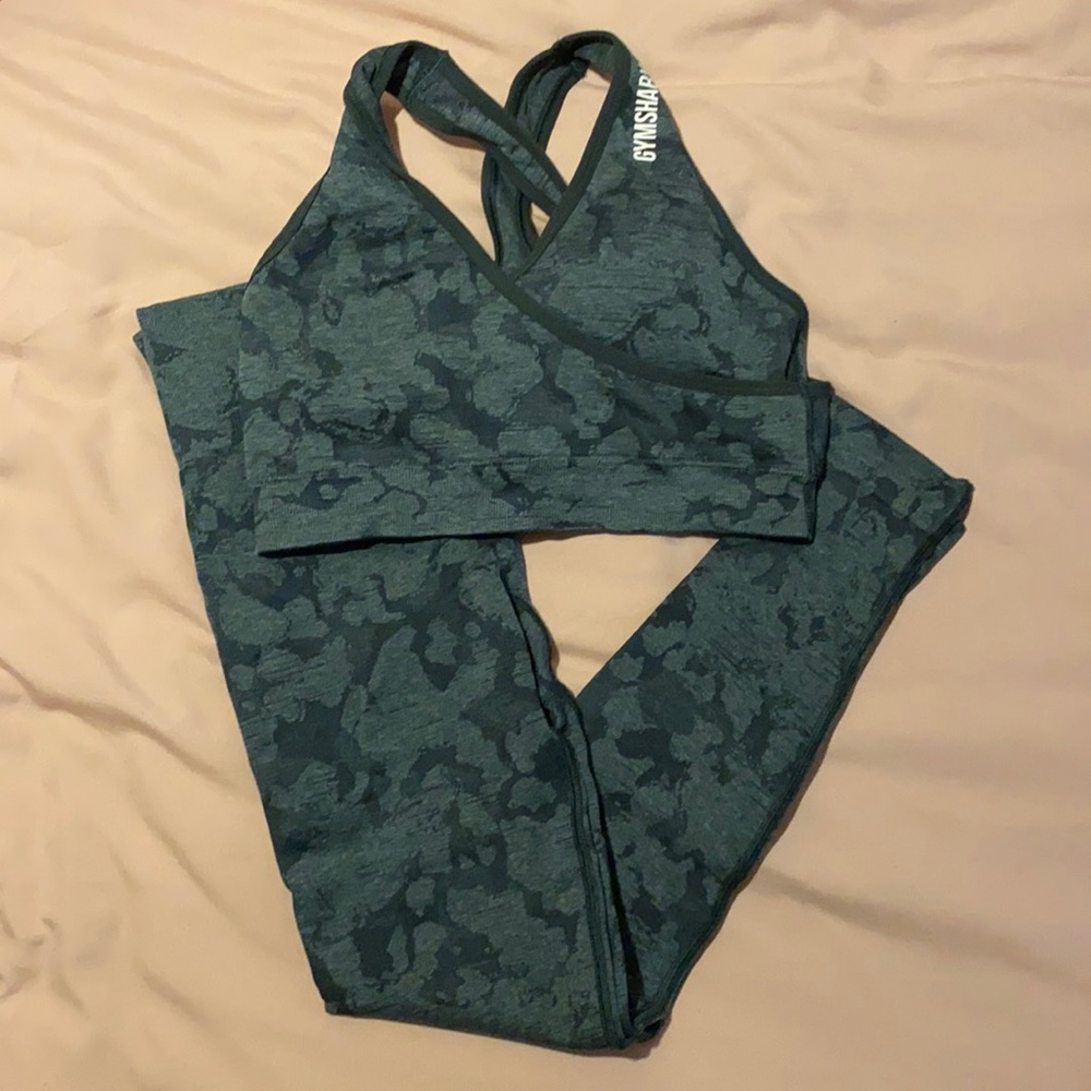 Green adapt leggings and bra